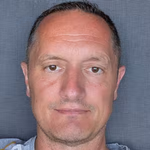 Lars Hennig